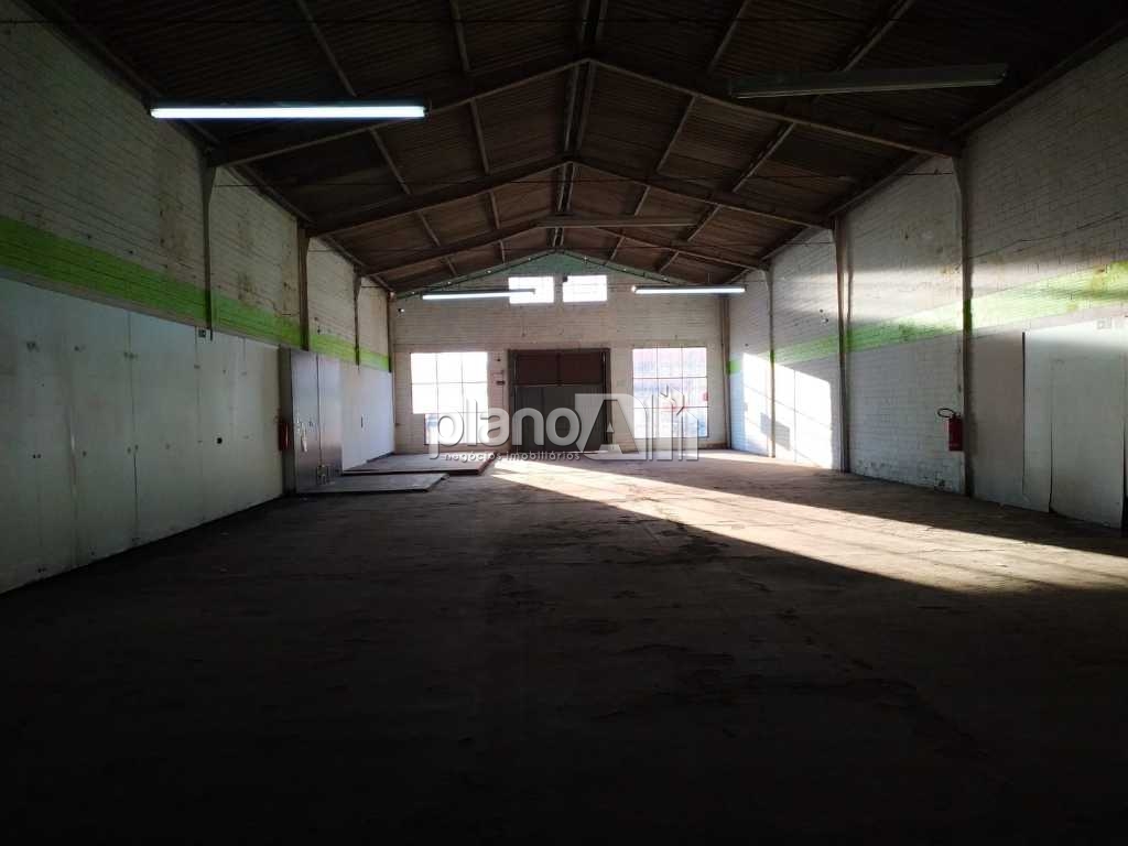 Venda de comercial / galpão na cidade de gravataí