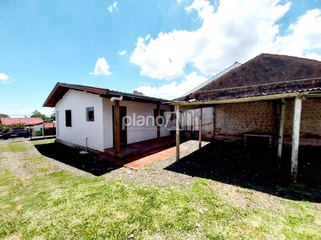 Venda de Casas / Padrão na cidade de Gravataí