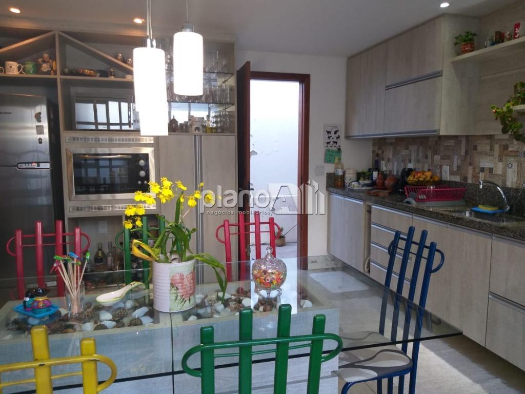 Venda de Casas / Padrão na cidade de Gravataí