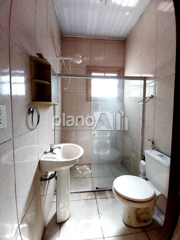 Locação de Casas / Padrão na cidade de Gravataí