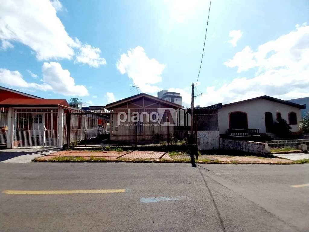 Locação de Casas / Padrão na cidade de Gravataí