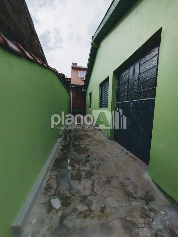 Venda de Casas / Comercial na cidade de Gravataí
