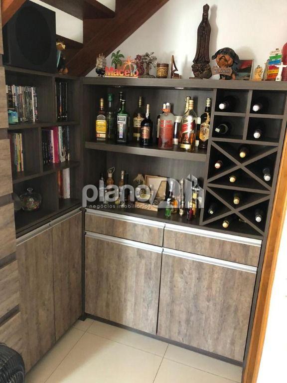 Venda de Casas / Padrão na cidade de Gravataí