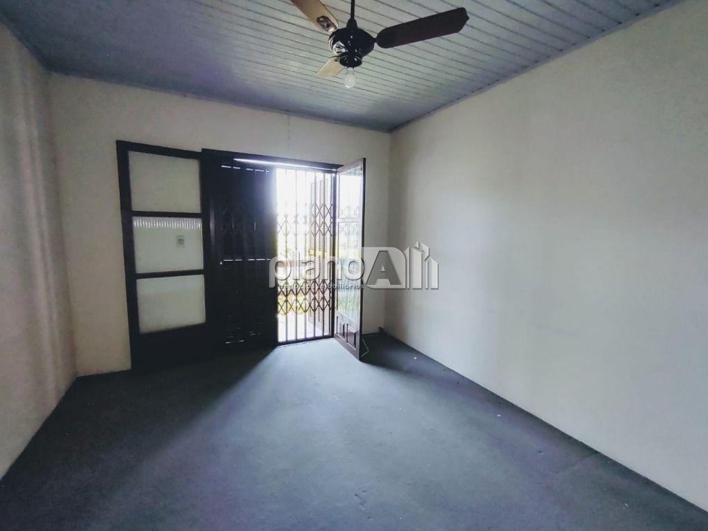 Locação de Casas / Padrão na cidade de Gravataí