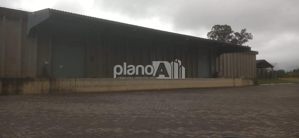 Locação de comercial / galpão na cidade de gravataí