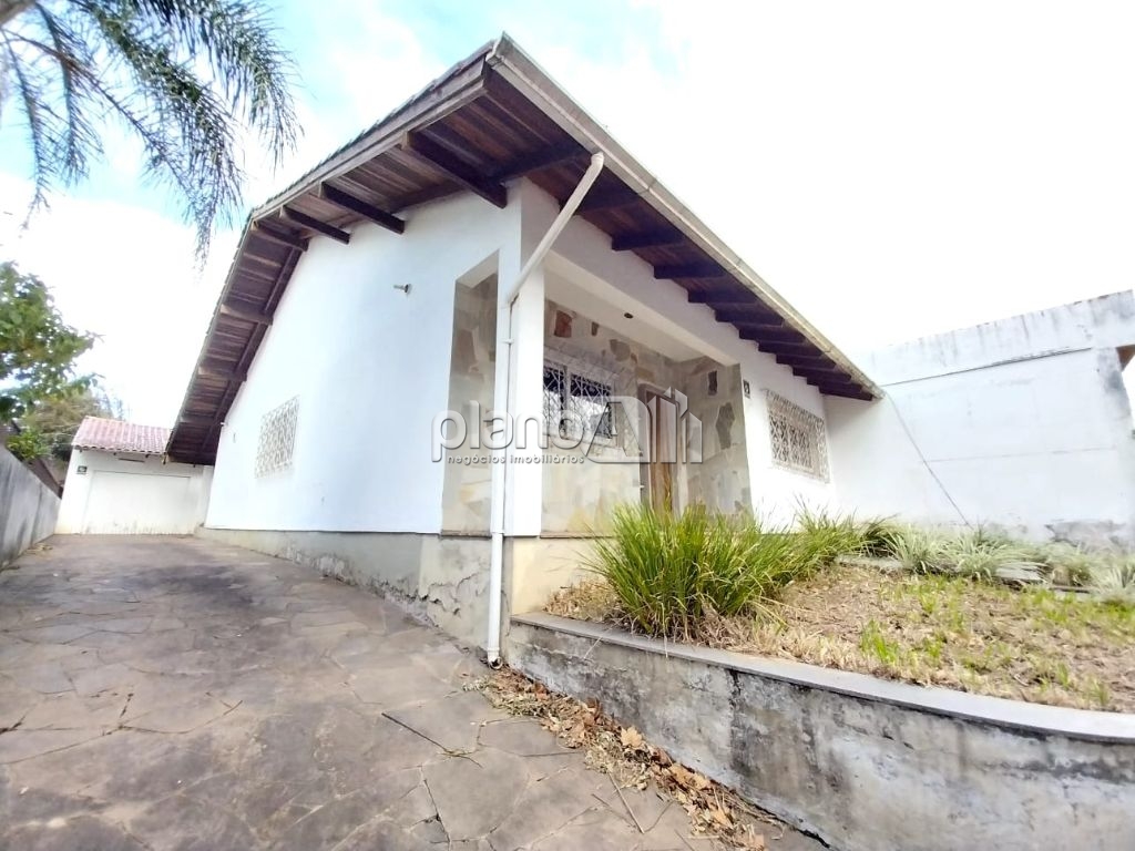 Locação de Casas / Padrão na cidade de Gravataí