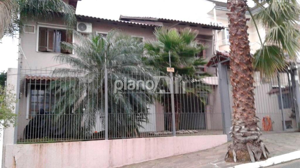 Venda de Casas / Padrão na cidade de Gravataí