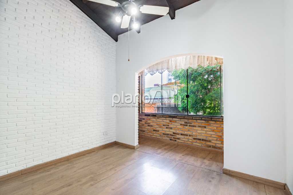 Venda de Casas / Padrão na cidade de Gravataí