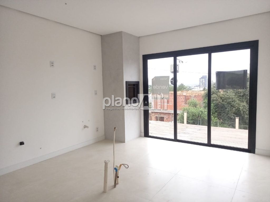 Venda de Casas / Padrão na cidade de Gravataí