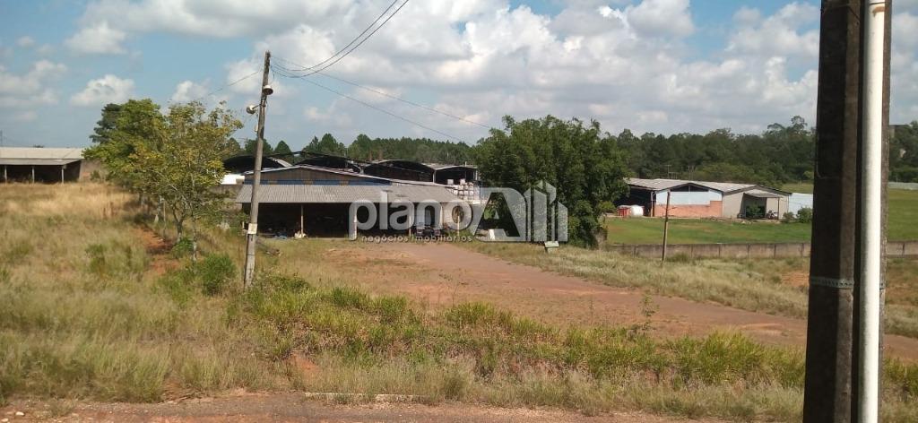 Venda de comercial / galpão na cidade de gravataí