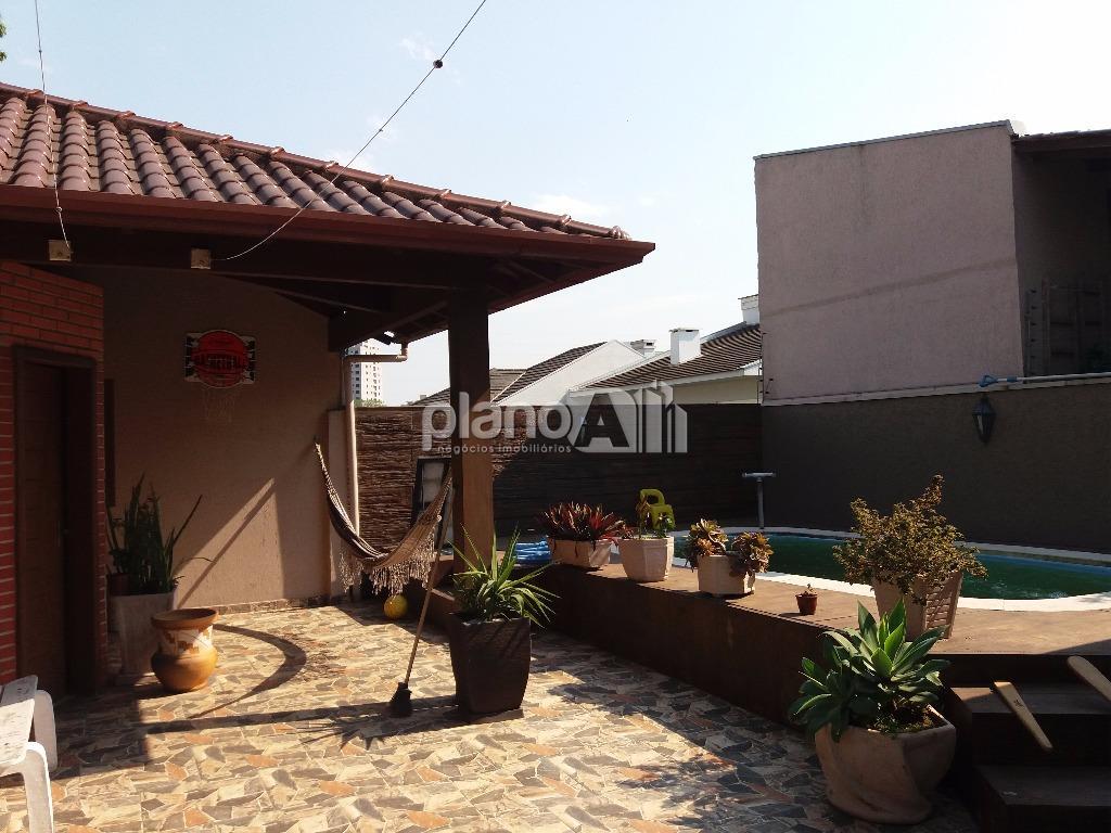 Venda de Casas / Padrão na cidade de Gravataí