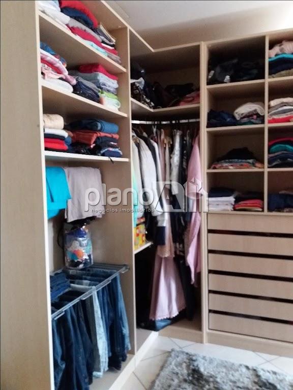 Venda de Casas / Padrão na cidade de Gravataí