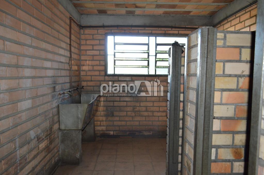 Locação de comercial / galpão na cidade de gravataí
