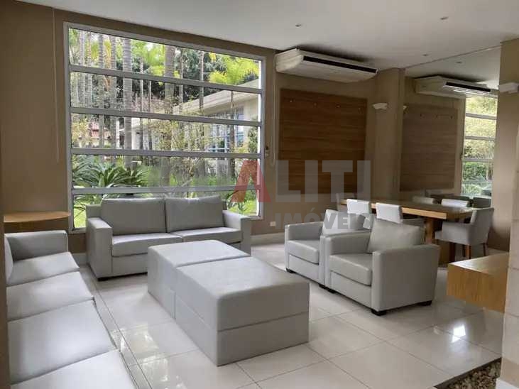 Apartamento com 120 m², living ampliado, varanda gourmet ampla, 3 dormitórios para venda, condomínio muito procurado na Vila Olímpia