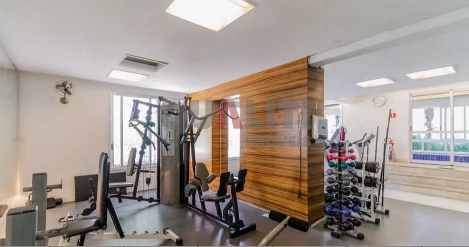 Apartamento duplex para locação na Vila Olímpia com lazer, ao lado do Shopping Vila Olimpia.