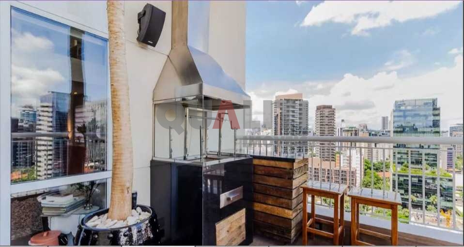 Apartamento duplex para locação na Vila Olímpia com lazer, ao lado do Shopping Vila Olimpia.