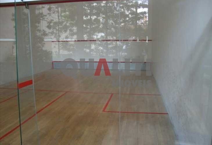 Apartamento duplex semi-mobiliado, fora da rota, com 2 suítes, 73 m² e lazer para Venda em Moema.