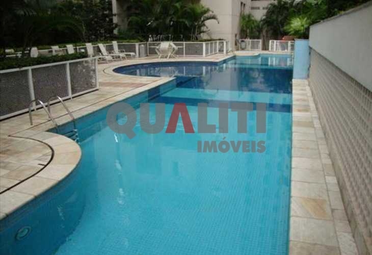 Apartamento duplex semi-mobiliado, fora da rota, com 2 suítes, 73 m² e lazer para Venda em Moema.