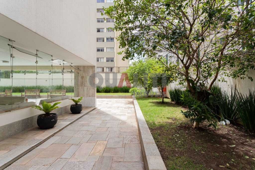 Apartamento à venda Moema, 3 dormitórios, 2 banheiros, 1 vaga, 98 m