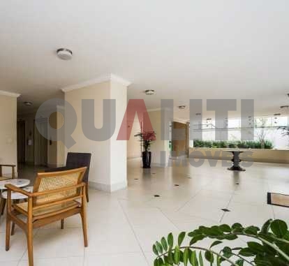 Apartamento à venda Moema, 3 dormitórios, 2 banheiros, 1 vaga, 98 m