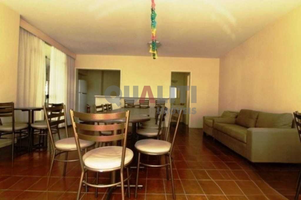Excelente Apartamento no Campo Belo