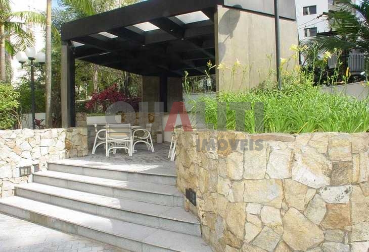 Apartamento com 4 dormitórios pra venda no Campo Belo São Paulo