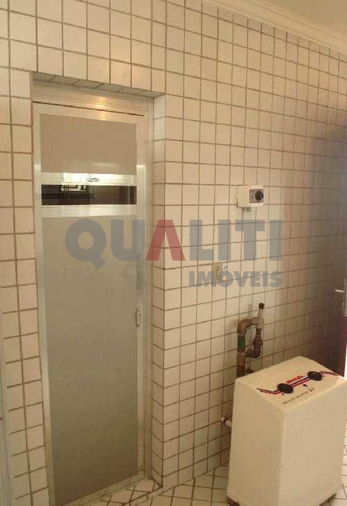 Apartamento para venda e locação no Itaim
