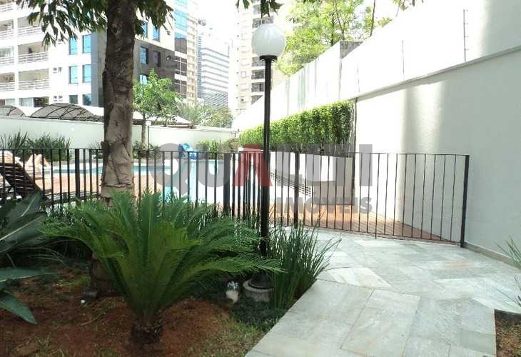 Apartamento com 2 dormitórios sendo 1 suíte para venda na Vila Olímpia
