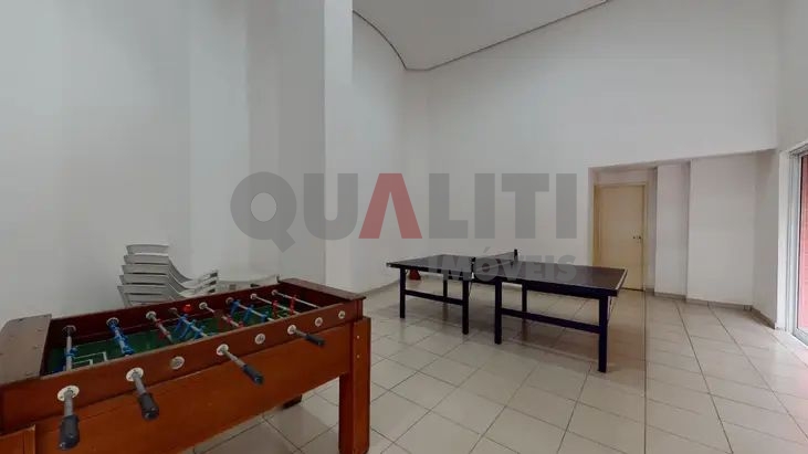 Apartamento para venda e locação com 116 m² reformado, mobiliado, 2 suítes, closet, varanda, 3 vagas no Campo Belo