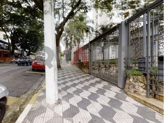 Apartamento com 70 m² para Venda com 2 quartos, 2 banheiros e 1 vaga em Moema Índios
