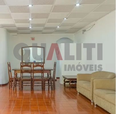 Apartamento com 70 m² para Venda com 2 quartos, 2 banheiros e 1 vaga em Moema Índios