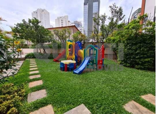 Apartamento para Venda com 76 m², 3 quartos e 2 banheiros em Moema