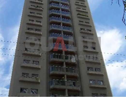 Apartamento para Venda com 76 m², 3 quartos e 2 banheiros em Moema