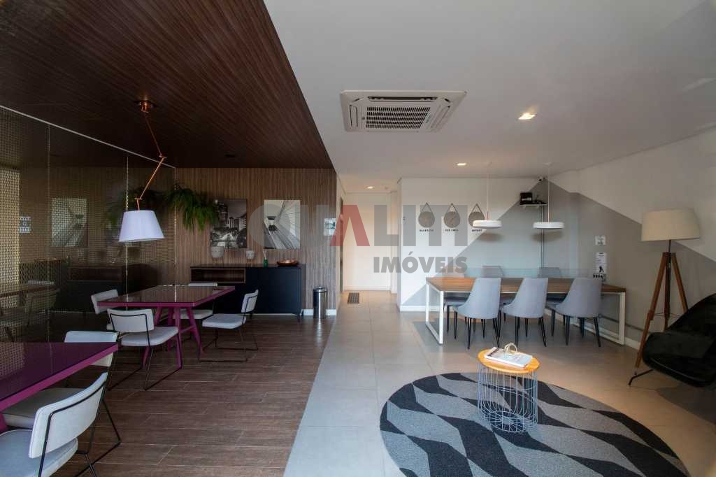 Apartamento com 1 suíte à venda em Campo Belo São Paulo.