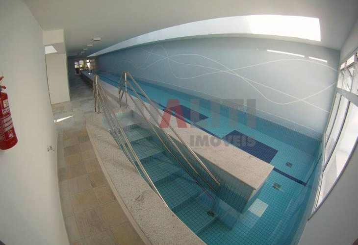 Apartamento a venda na Vila Olímpia com ampla varanda gourmet envidraçado, lazer completo, prédio novo.