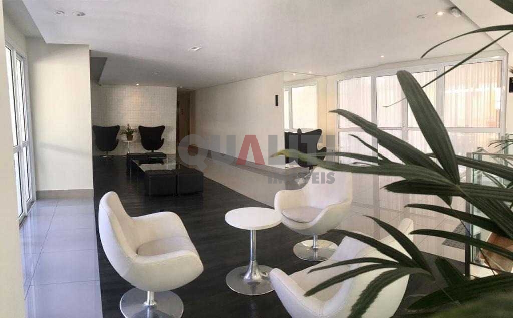 Apartamento a venda na Vila Olímpia com ampla varanda gourmet envidraçado, lazer completo, prédio novo.