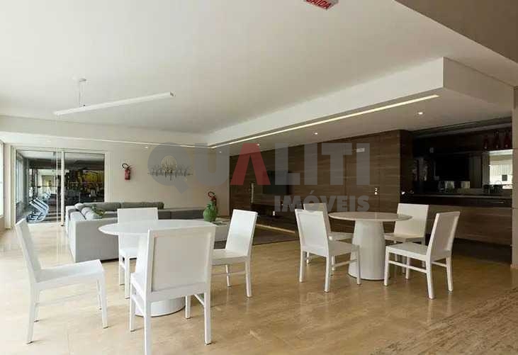 Apartamento para venda ou locação em Moema