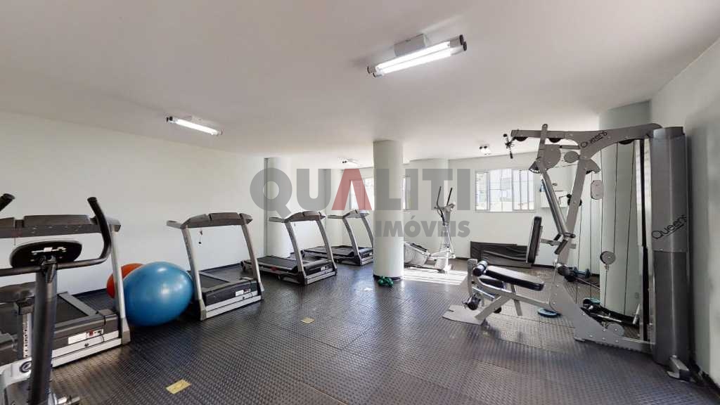 Apartamento reformado para venda em Moema fora da rota, rua tranquila com 2 dormitórios, 76 m², 1 vaga de garagem e lazer, oportunidade!