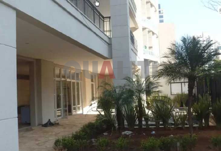 Apartamento para Venda em Moema.