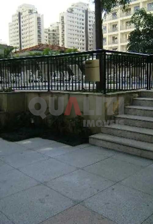 Apartamento para Locação com 137 m², 3 quartos, 2 suítes, 3 garagens, Condomínio Luxo e Club, em Moema