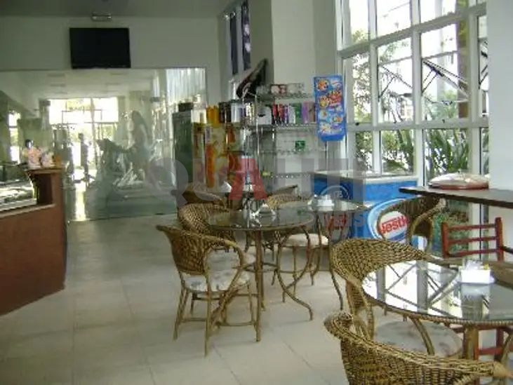 Apartamento para Locação com 137 m², 3 quartos, 2 suítes, 3 garagens, Condomínio Luxo e Club, em Moema