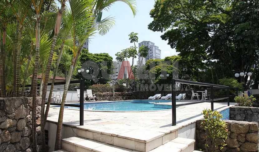 Apartamento Cobertura à Venda em Moema.