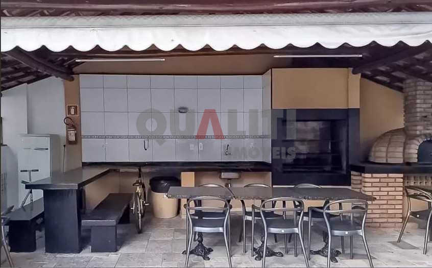 Apartamento Cobertura à Venda em Moema.