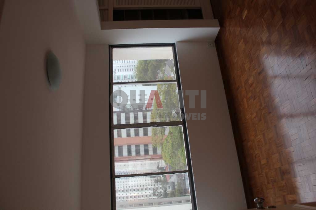 Apartamento com 74 m², 2 dormitorios para locação em Moema Índios