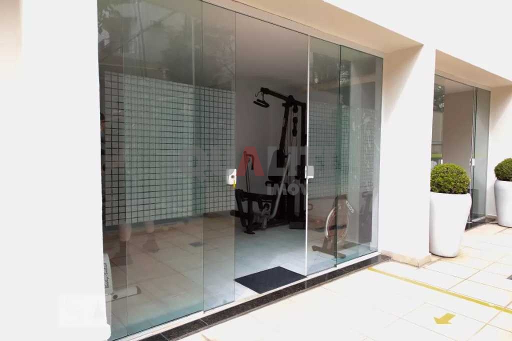 Apartamento com 74 m², 2 dormitorios para locação em Moema Índios