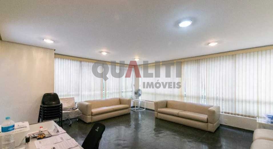 Apartamento à venda em Moema Pássaros.