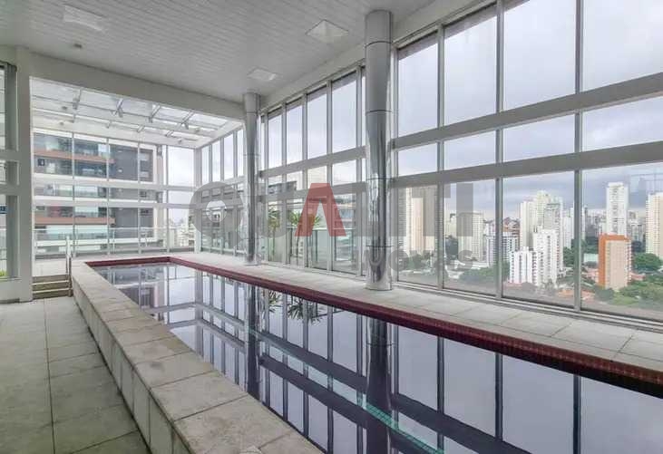 Apartamento com 94 m² para Venda, 2 quartos, 1 suíte, closet, varanda envidraçada e 2 vagas no Brooklin