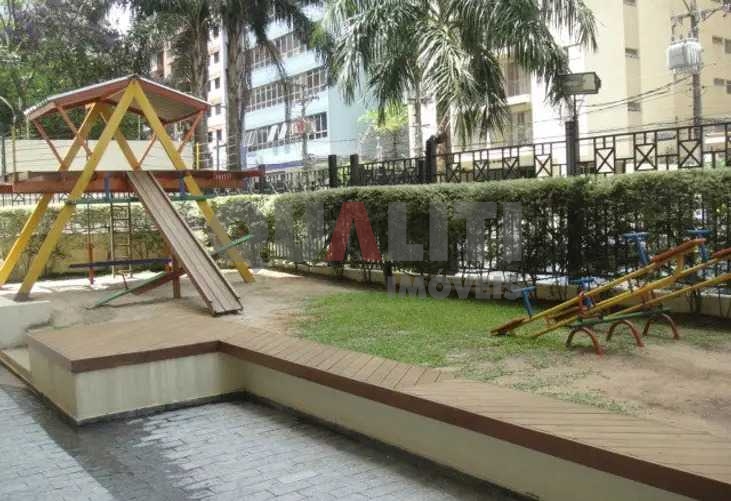 Apartamento com 75 m² para Venda com 2 quartos, 1 suíte, 3 banheiros, sacada, 2 vagas no Brooklin