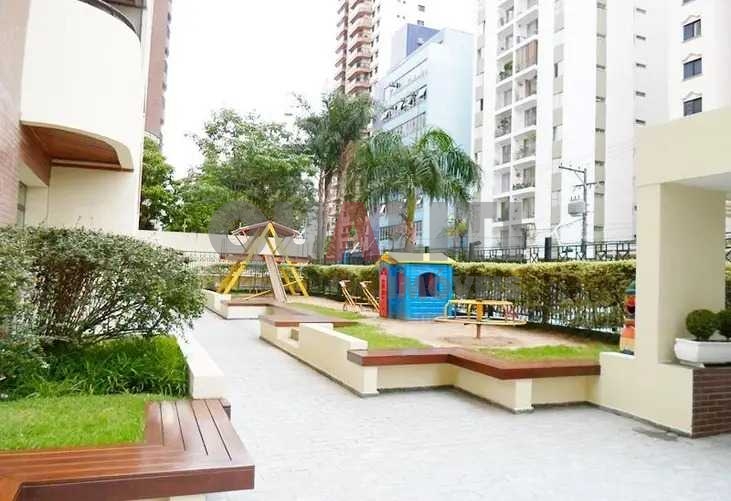 Apartamento com 75 m² para Venda com 2 quartos, 1 suíte, 3 banheiros, sacada, 2 vagas no Brooklin