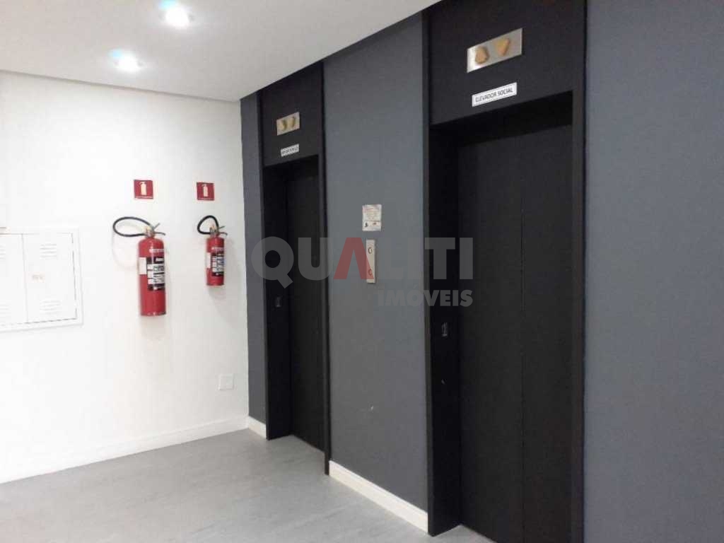 Sala comercial para venda e locação na Vila olímpia